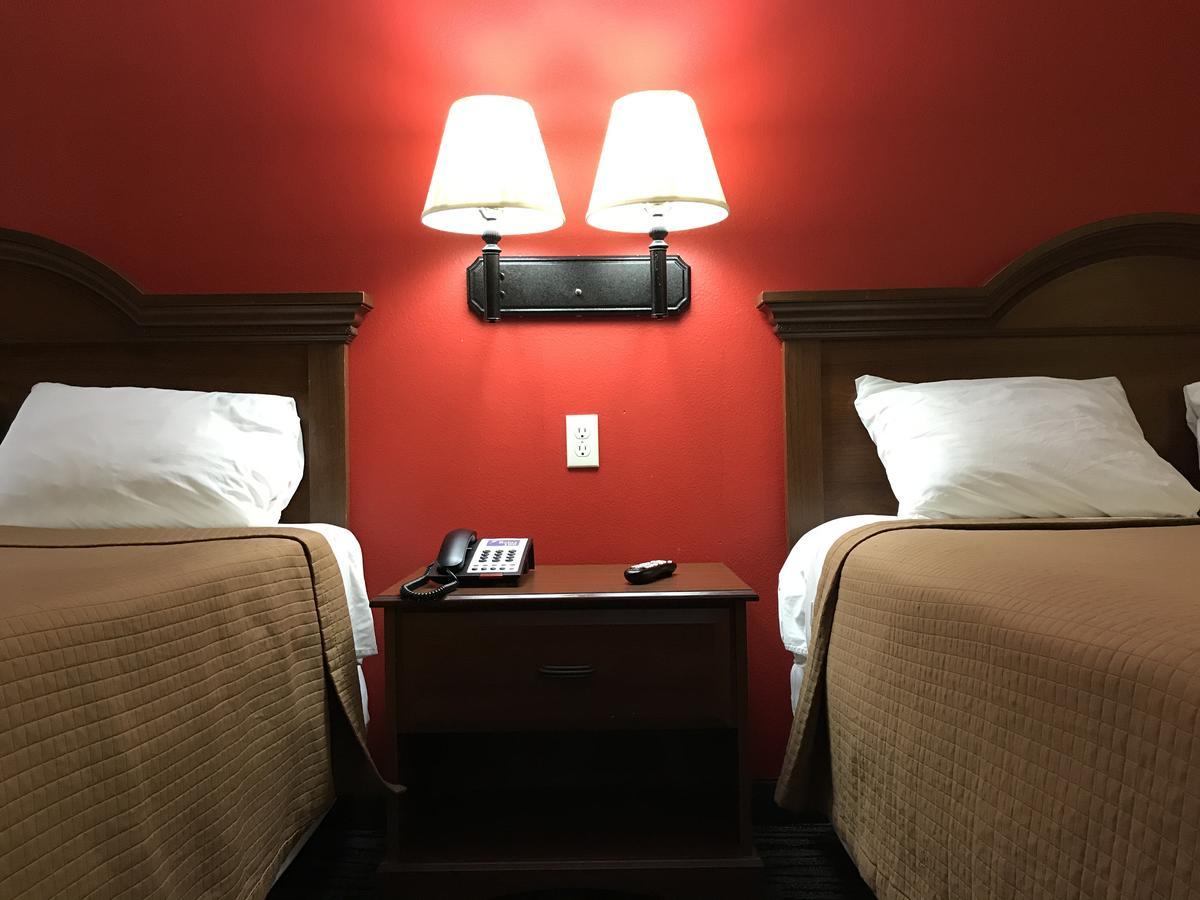 Relax Inn Mcrae 外观 照片